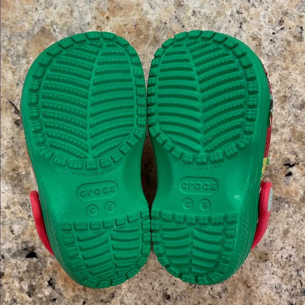 CROCS Disney Infants Holiday Christmas Festive Red Green Clogs Size C6 Sandals